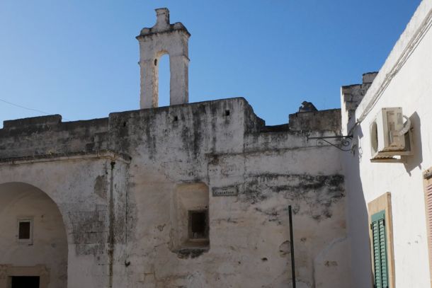 Piazza Chiesa Crocifisso
